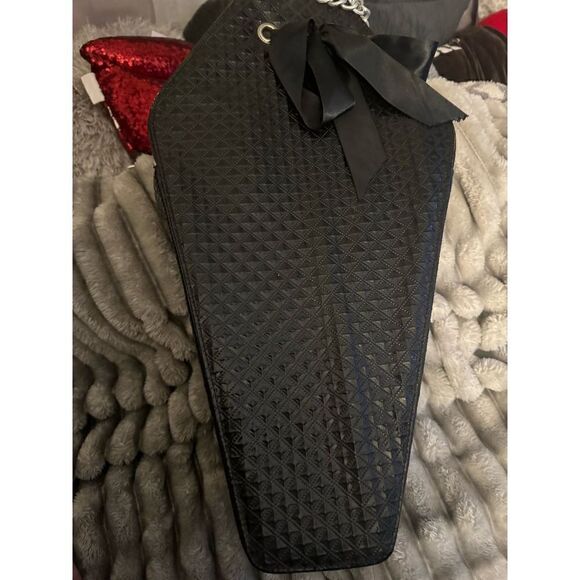 Sold  - Picture 7 of 11